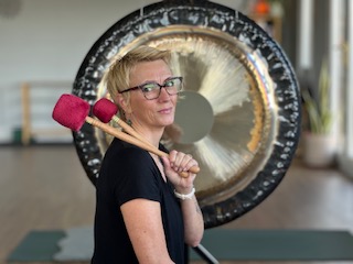 Gong Pic 25